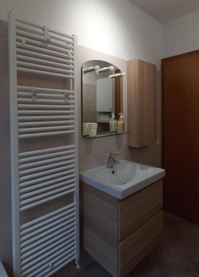 Piccolo E Confortevole Tra Trento E Riva Del Garda Villa Lagarina Exterior foto